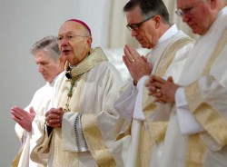 Mass of Thanksgiving marks pope's last day