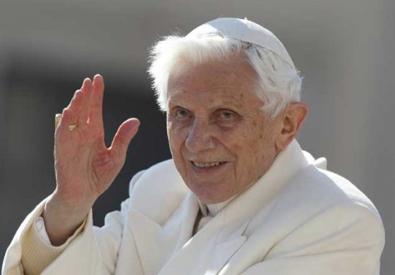 Dallas Catholics Pray for Pope Benedict