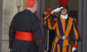 Cardinals receive book of rites, prayers, hymns 