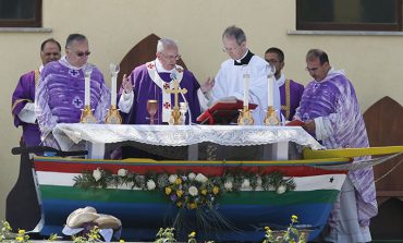 Pope calls for repentance over treatment of migrants