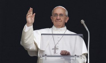 Pope denounces consumerism as "poison"