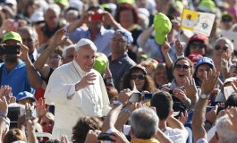 Pope: Church must avoid divisions, gossip