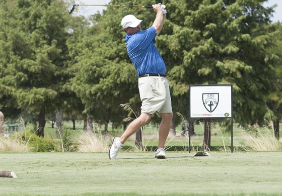 Teeing up for Dallas Catholic schools (VIDEO)