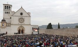 Pope in Assisi: Church must renounce "spirit of the world"