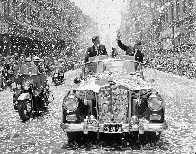 JFKtickertape