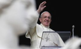 Pope: Step outside comfort zone, get involved