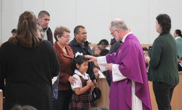 VIDEO: Dallas-area Catholics mark start of Lent