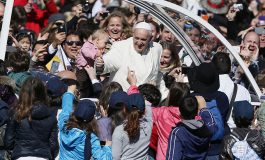 Imitate Jesus' humility during Holy Week, pope says