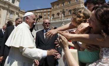 Pope: Support missions, share God's love