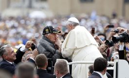 Pope Francis: Place trust in God