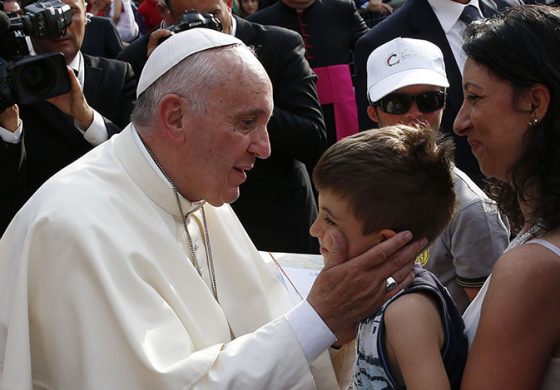 Pope: Parents be mindful of children's suffering