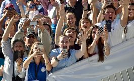 Pope asks youth to perform works of mercy