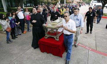 Thousands line up to view relics of St. Maria Goretti