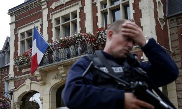 Pope expresses shock over violence in French church
