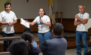 Protegiendo familias inmigrantes del abuso bancario