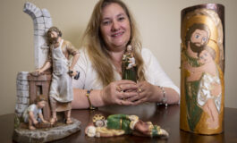 El visitante silencioso que enseña a orar