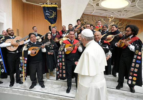 Get to Mass early; don't calculate how late you can be, pope says