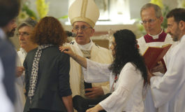 Parishes grow only when people are welcomed, heard, pope says