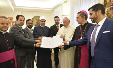 On 9/11, pope greets Vatican, Muslim leaders promoting world peace