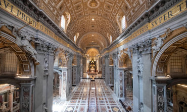 Pope prays for pastors to find ways to minister amid pandemic