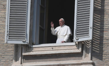 Pope announces extraordinary 'urbi et orbi' blessing March 27