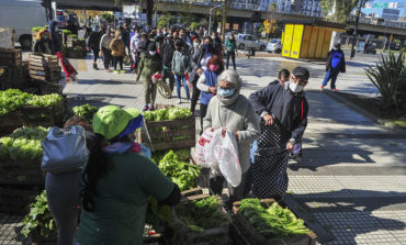 Life of faith involves both prayer, serving Christ in the poor, pope says