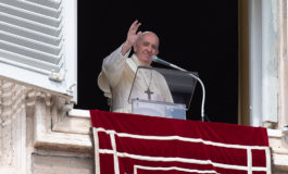 Saying 'thank you' to God is a beautiful prayer, pope tells children