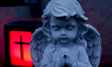 Father Gollob: Listen to the angels, live their holy songs