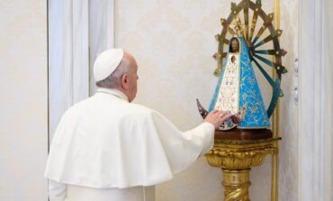 Like parents, God loves his children even at their worst, pope says