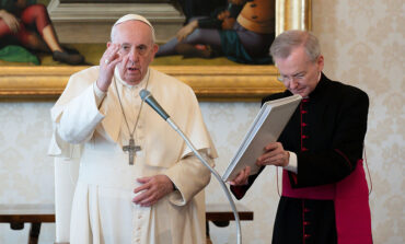 Gift of the Holy Spirit connects people to Christ, pope says at audience