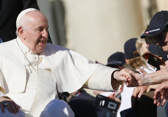 Pope from 'ends of the earth' brings new style to Rome