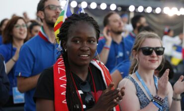 World Youth Day helps inspire young people to serve others, pope says