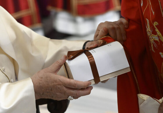 Put preaching at center of the church, pope tells new archbishops