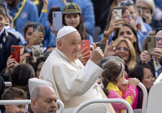 'This is the right moment' to share Gospel joy, pope says