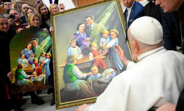 Holy Spirit inspires creativity, simplicity in evangelization, Pope Francis says