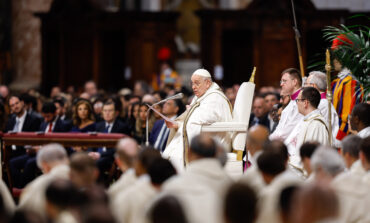 Prayer can change people's hearts, pope says at canonization Mass