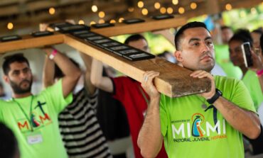 Hispanic ministry organization's webinar highlights ways to mentor young Latino leaders